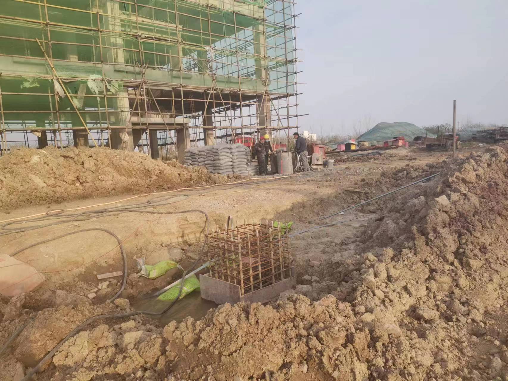 盈江当桥梁出现裂缝的时候应该及时加固修补